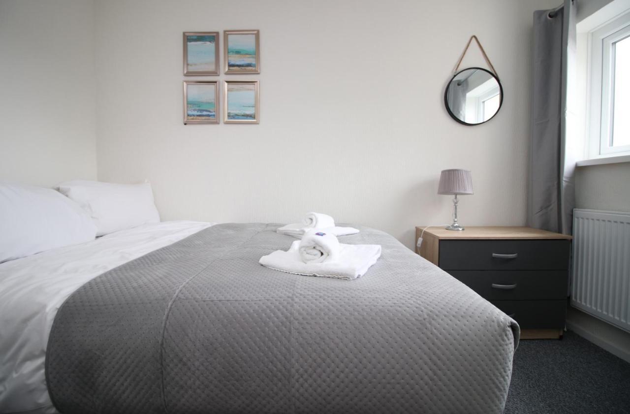 Family Home In The Charming Coastal Town Of Barry Eksteriør billede